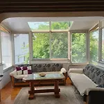 公寓 Urban Oasis In 察津