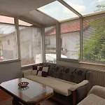 Urban Oasis In 公寓 *