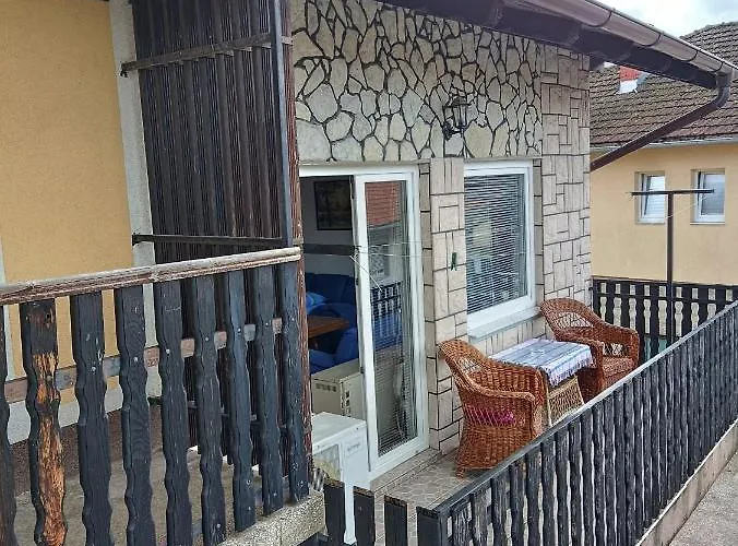 Lägenhet Urban Oasis In Cazin